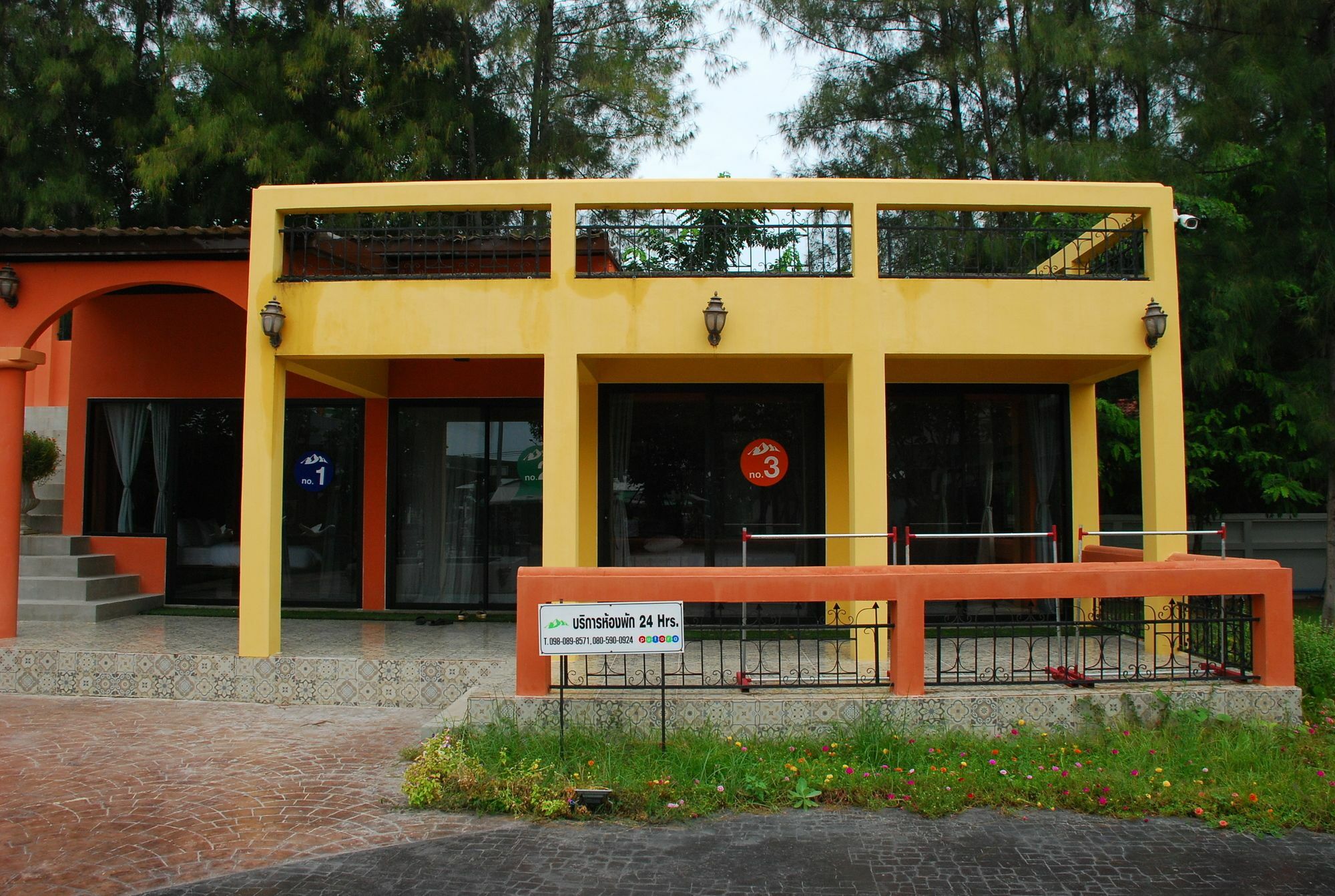 Phutara Accomodation Ча-Ам Экстерьер фото