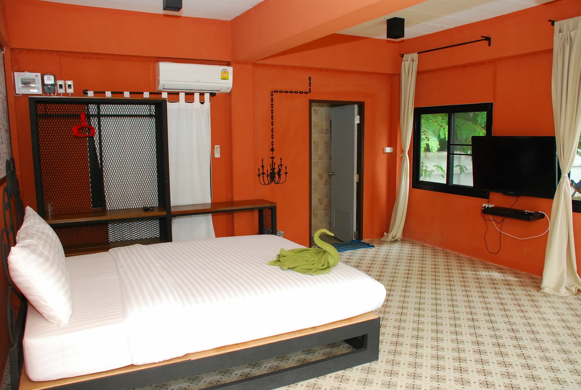 Phutara Accomodation Ча-Ам Экстерьер фото